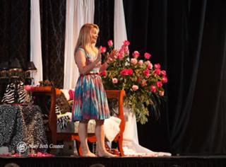 Lisa Whelchel feet photo thumbnail