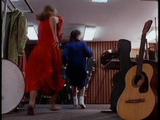 Lisa Whelchel feet photo thumbnail