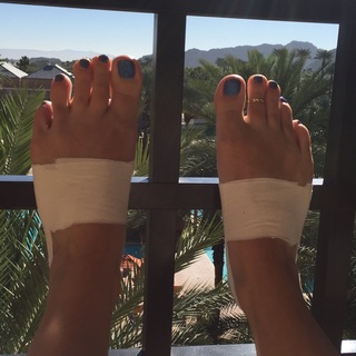 Lisa Whelchel feet photo thumbnail