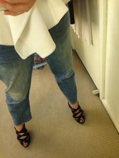 Lisa Wilkinson feet photo 10