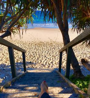 Lisa Wilkinson feet photo 8