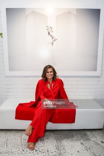 Lisa Wilkinson feet photo 8