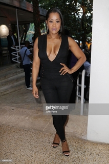 Lisa Wu feet photo 1