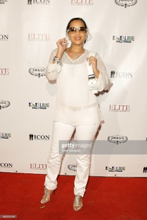 LisaRaye McCoy feet photo thumbnail
