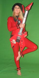 Lita Ford feet photo thumbnail