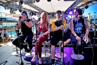 Lita Ford feet photo thumbnail