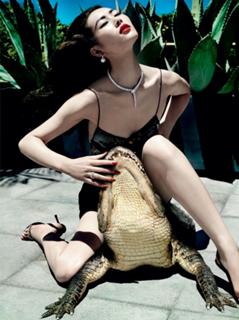 Liu Wen feet photo 4