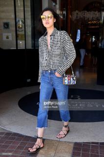 Liu Wen feet photo 6