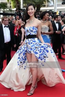 Liu Wen feet photo 1
