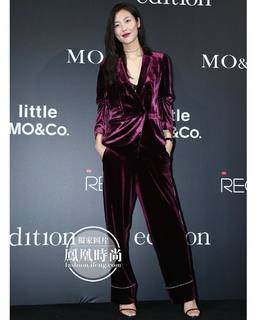 Liu Wen feet photo 17