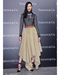 Liu Wen feet photo 5