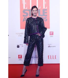 Liu Wen feet photo 1