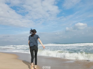 Liu Wen feet photo 4