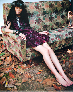 Liu Wen feet photo 2