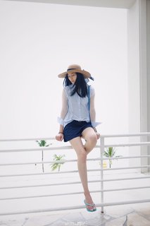 Liu Wen feet photo 5