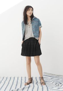 Liu Wen feet photo 1