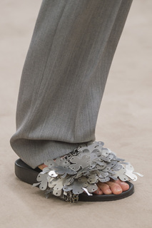 Liu Wen feet photo 12