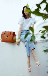 Liu Wen feet photo 16
