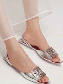 Liu Wen feet photo 16