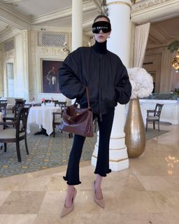 Liu Wen feet photo 4