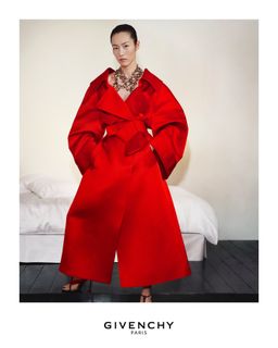 Liu Wen feet photo 1