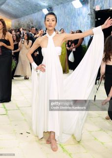 Liu Wen feet photo 18