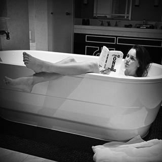 Liv Boeree feet photo 7