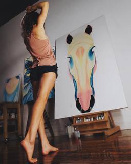 Liv Boeree feet photo 2