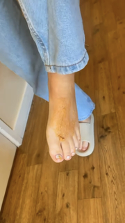 Liv Hanby feet photo 7