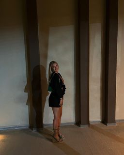Liv Hanby feet photo 3