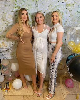 Liv Hanby feet photo 5