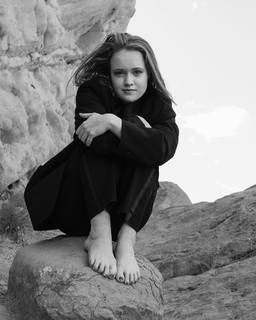 Liv Hewson feet photo 14