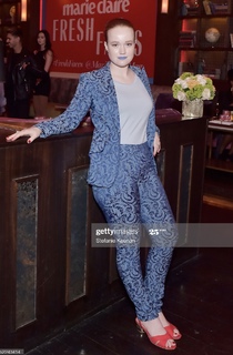 Liv Hewson feet photo 14