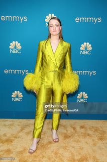 Liv Hewson feet photo 2