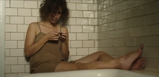 Liv Lisa Fries feet photo thumbnail