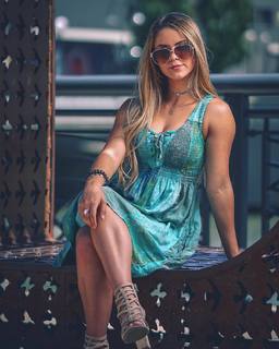 Liv Swearingen feet photo 1