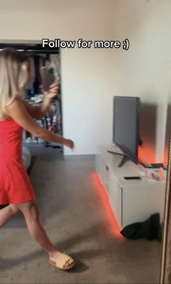 Liv Swearingen feet photo 9