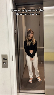 Liv Swearingen feet photo 13