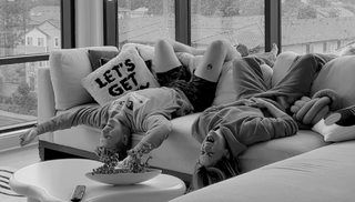 Liv Swearingen feet photo 9