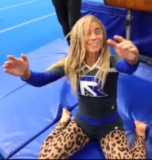 Liv Swearingen feet photo 5