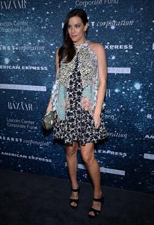 Liv Tyler feet photo thumbnail