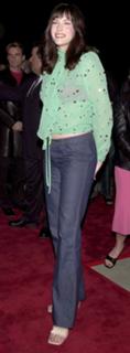 Liv Tyler feet photo thumbnail