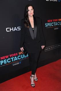 Liv Tyler feet photo thumbnail