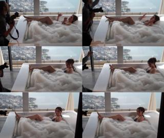 Liv Tyler feet photo thumbnail