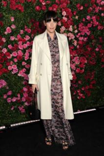 Liv Tyler feet photo thumbnail