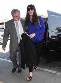 Liv Tyler feet photo thumbnail