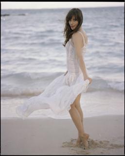 Liv Tyler feet photo thumbnail