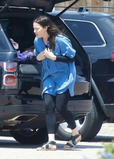 Liv Tyler feet photo 2