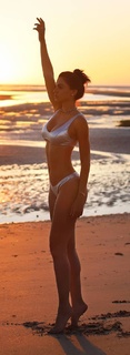 Livia Brito feet photo thumbnail