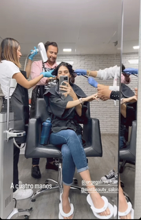 Livia Brito feet photo thumbnail